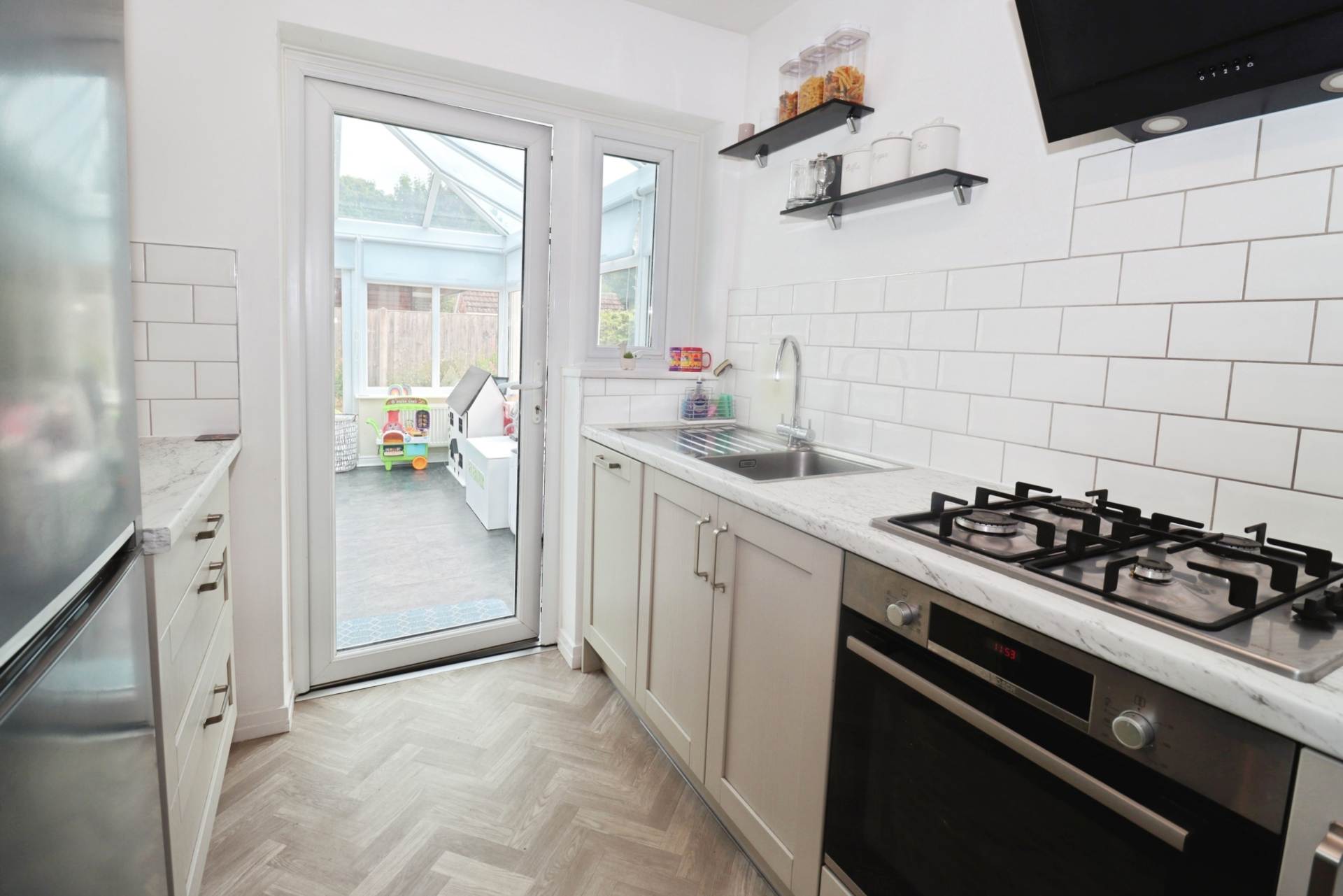 Colmore Avenue, Spital, Image 3