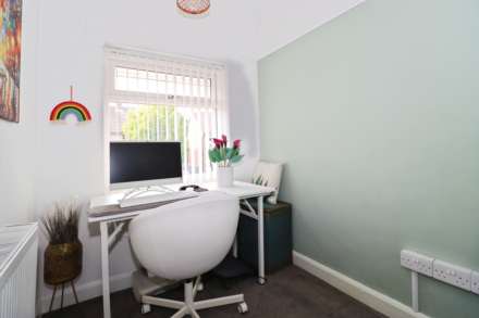Rosefield Avenue, Bebington, Image 17