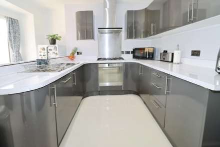Rosefield Avenue, Bebington, Image 3