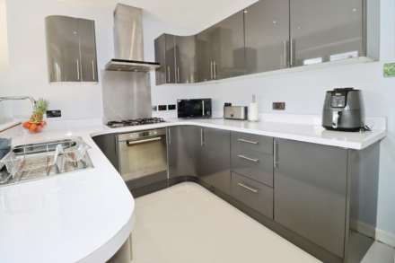 Rosefield Avenue, Bebington, Image 8