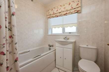 School Lane, Higher Bebington, Image 13