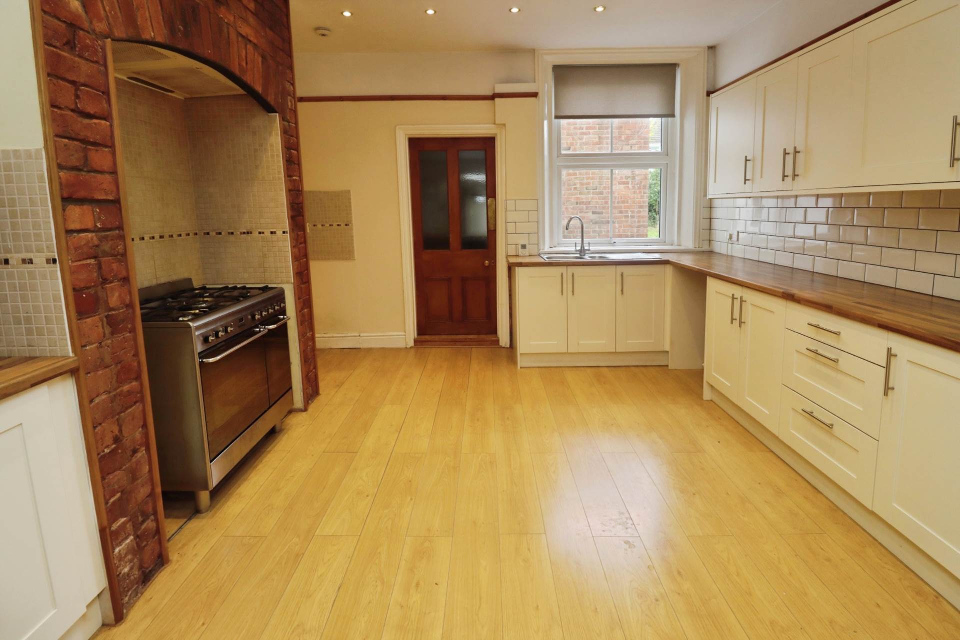 Woodhey Road, Bebington, Image 9