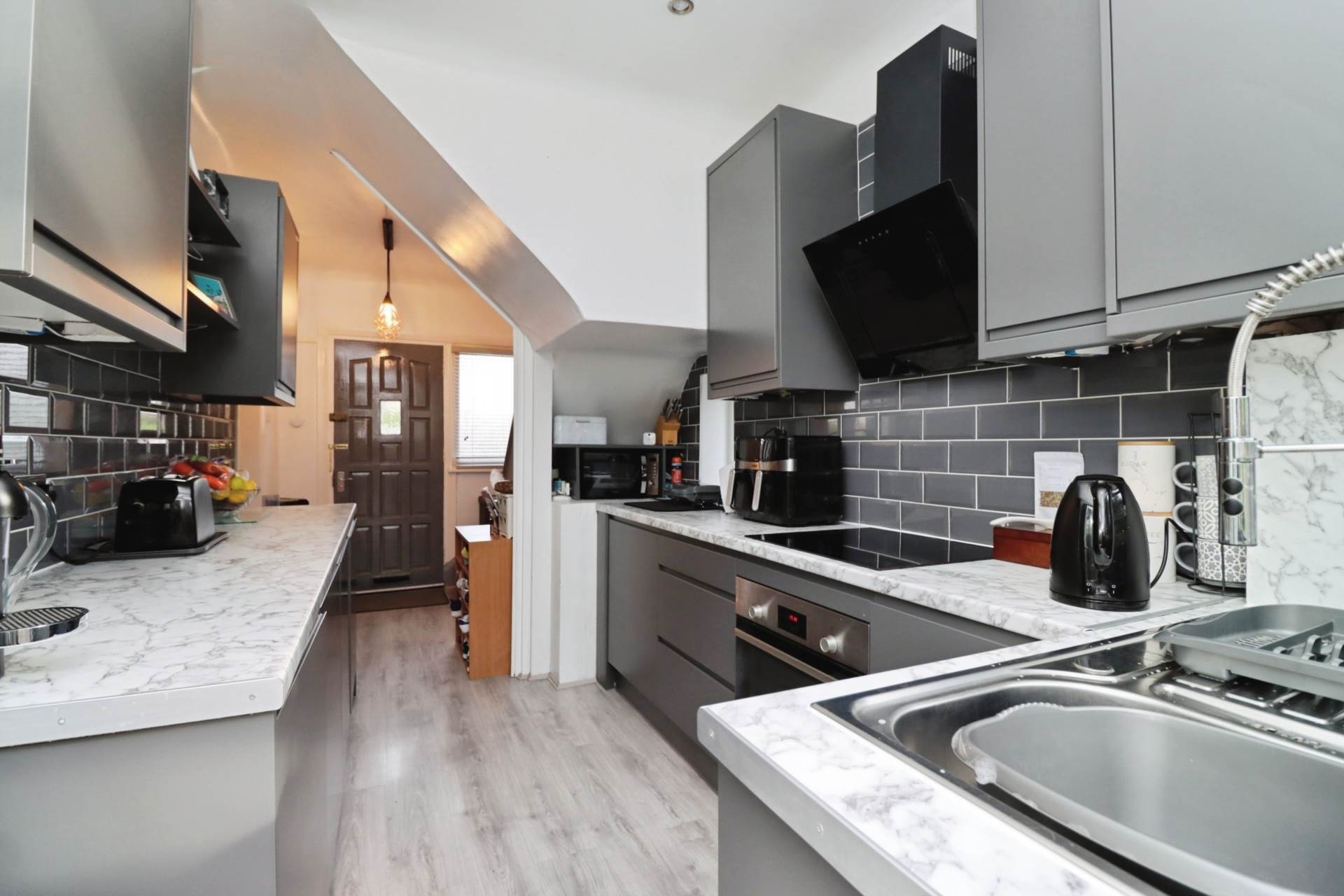 Crossways, Bormborough, Image 8