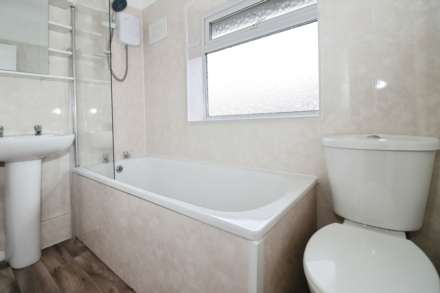 Newlands Road, Bebington, Image 16