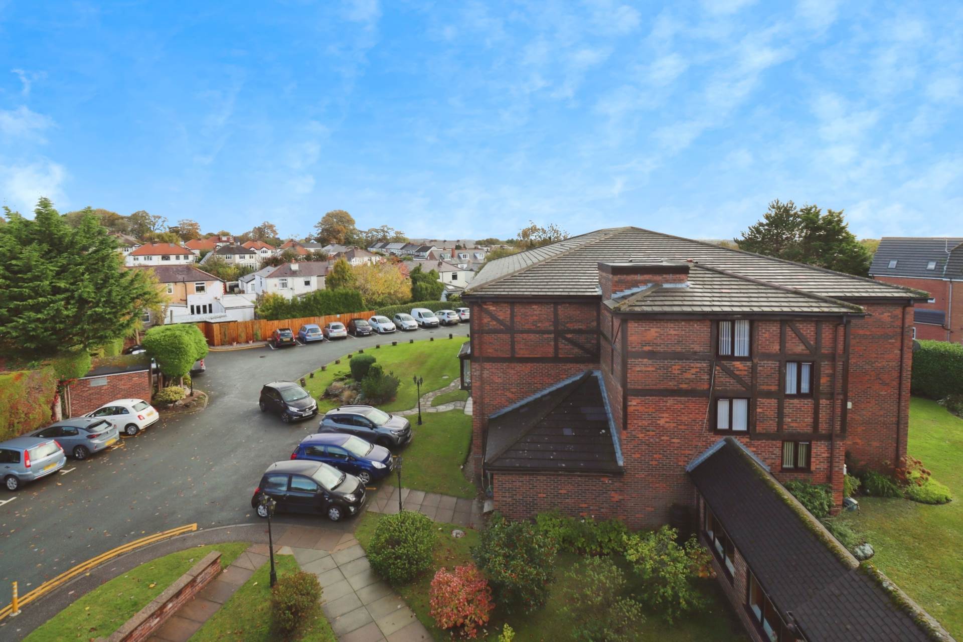 Hesslewell Court, Heswall, Image 2