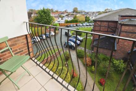 Hesslewell Court, Heswall, Image 10