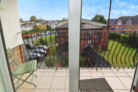 Hesslewell Court, Heswall, Image 11