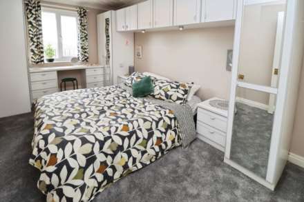 Hesslewell Court, Heswall, Image 15