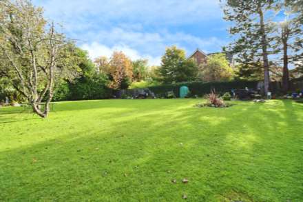 Hesslewell Court, Heswall, Image 19