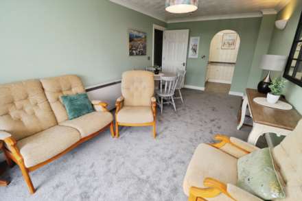 Hesslewell Court, Heswall, Image 6