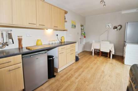 Parkside Road, Bebington, Image 3