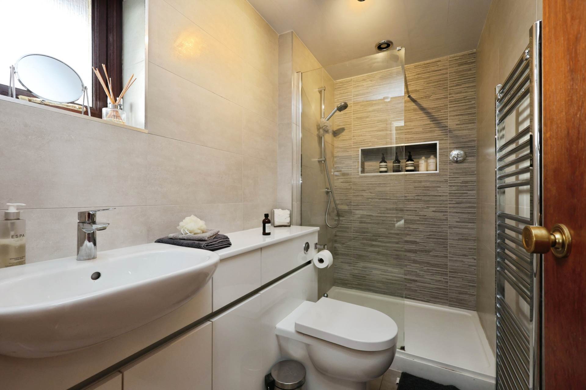 Dibbinview Grove, Spital, Image 14