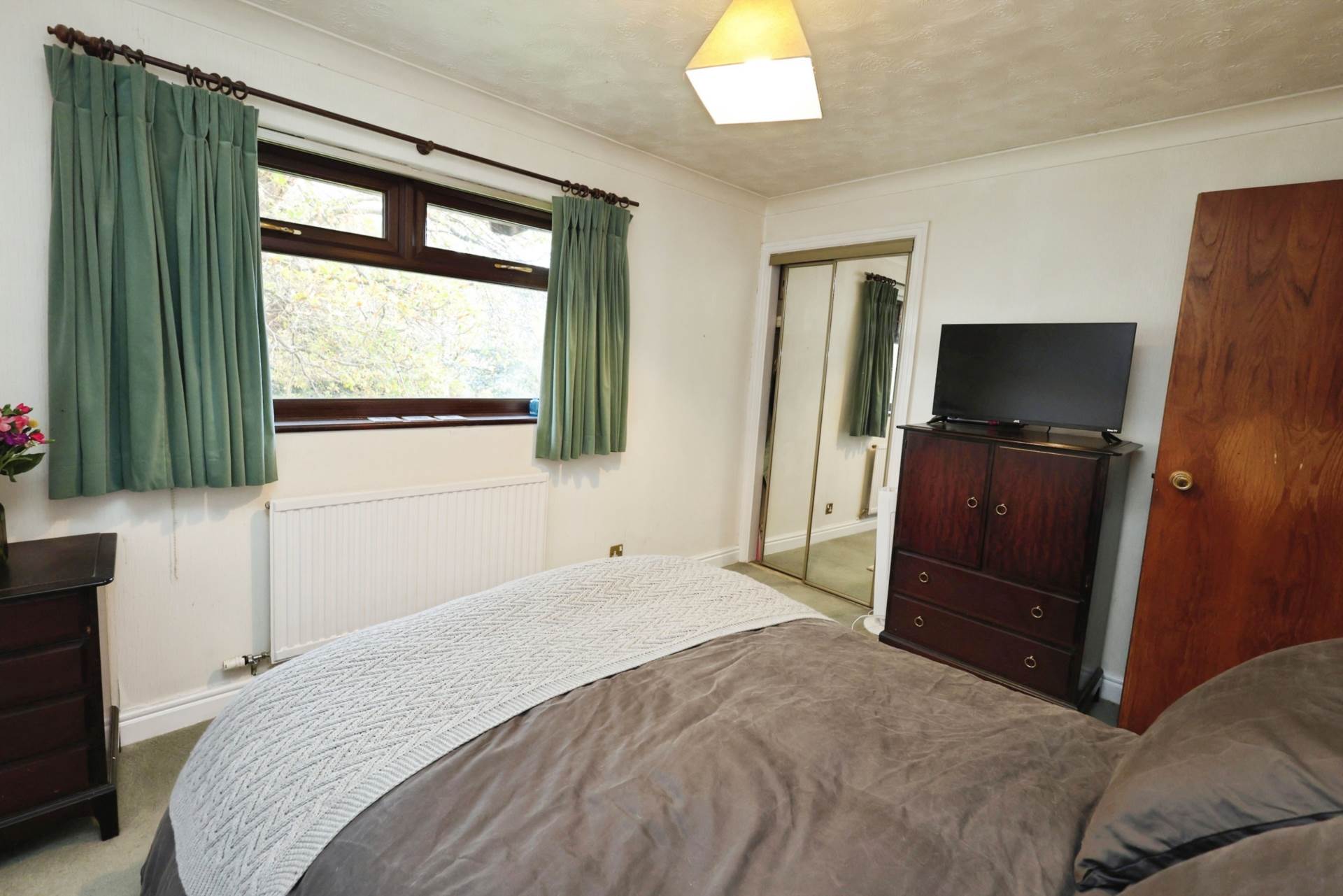 Dibbinview Grove, Spital, Image 16