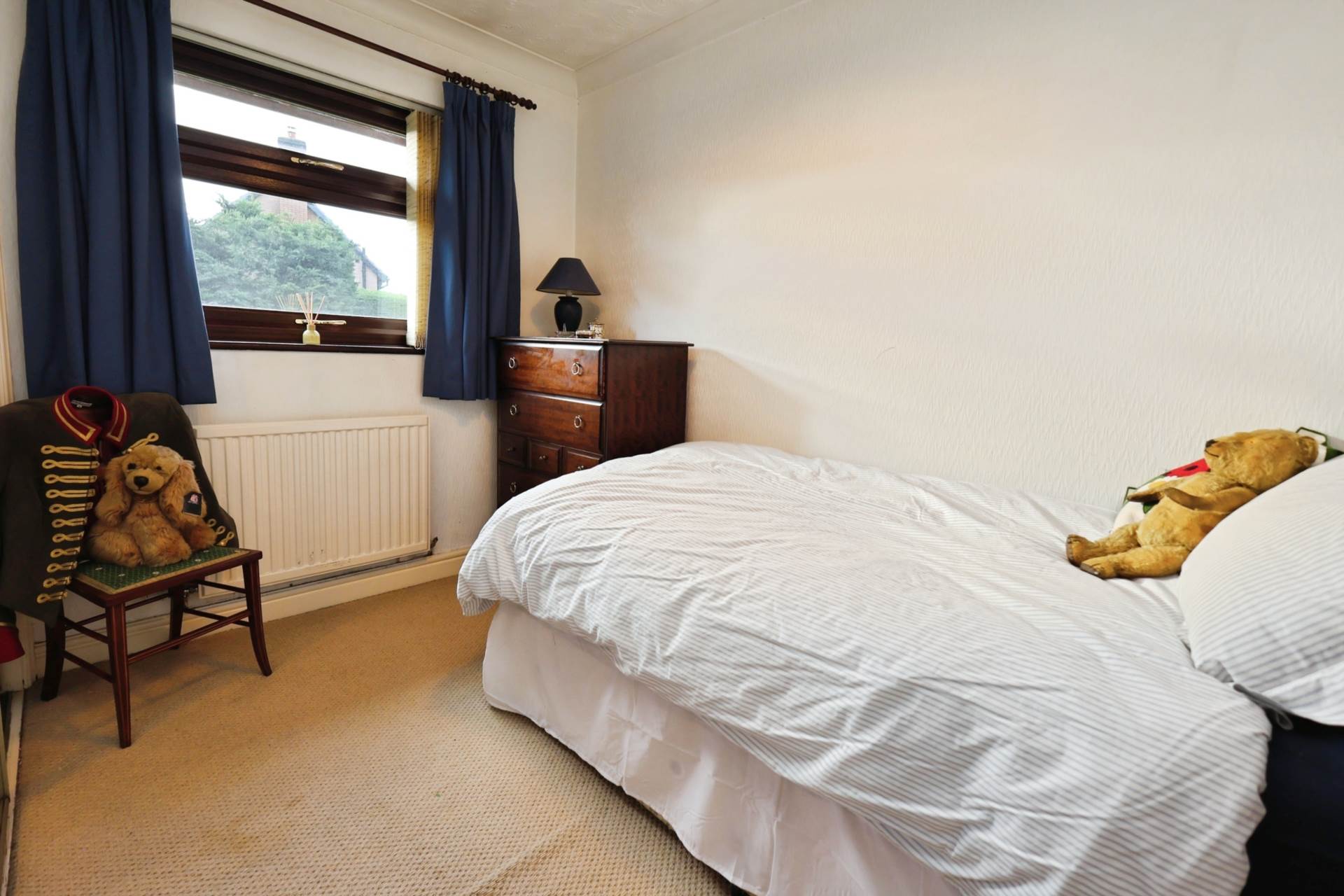 Dibbinview Grove, Spital, Image 18