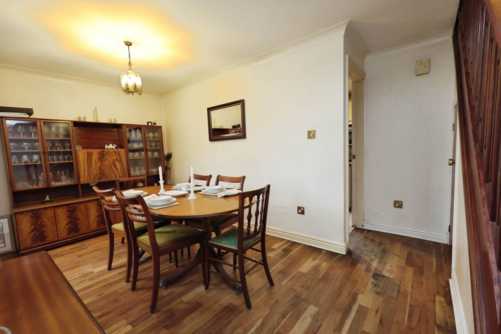 Dibbinview Grove, Spital, Image 8