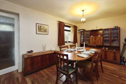 Dibbinview Grove, Spital, Image 7