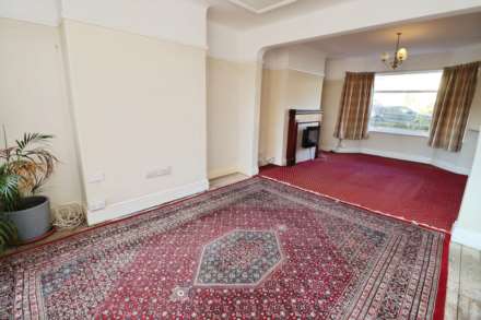 Woodburn Boulevard, Bebington, Image 3