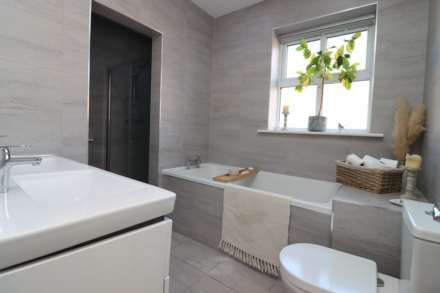 Brookhurst Road, Bromborough, Image 10