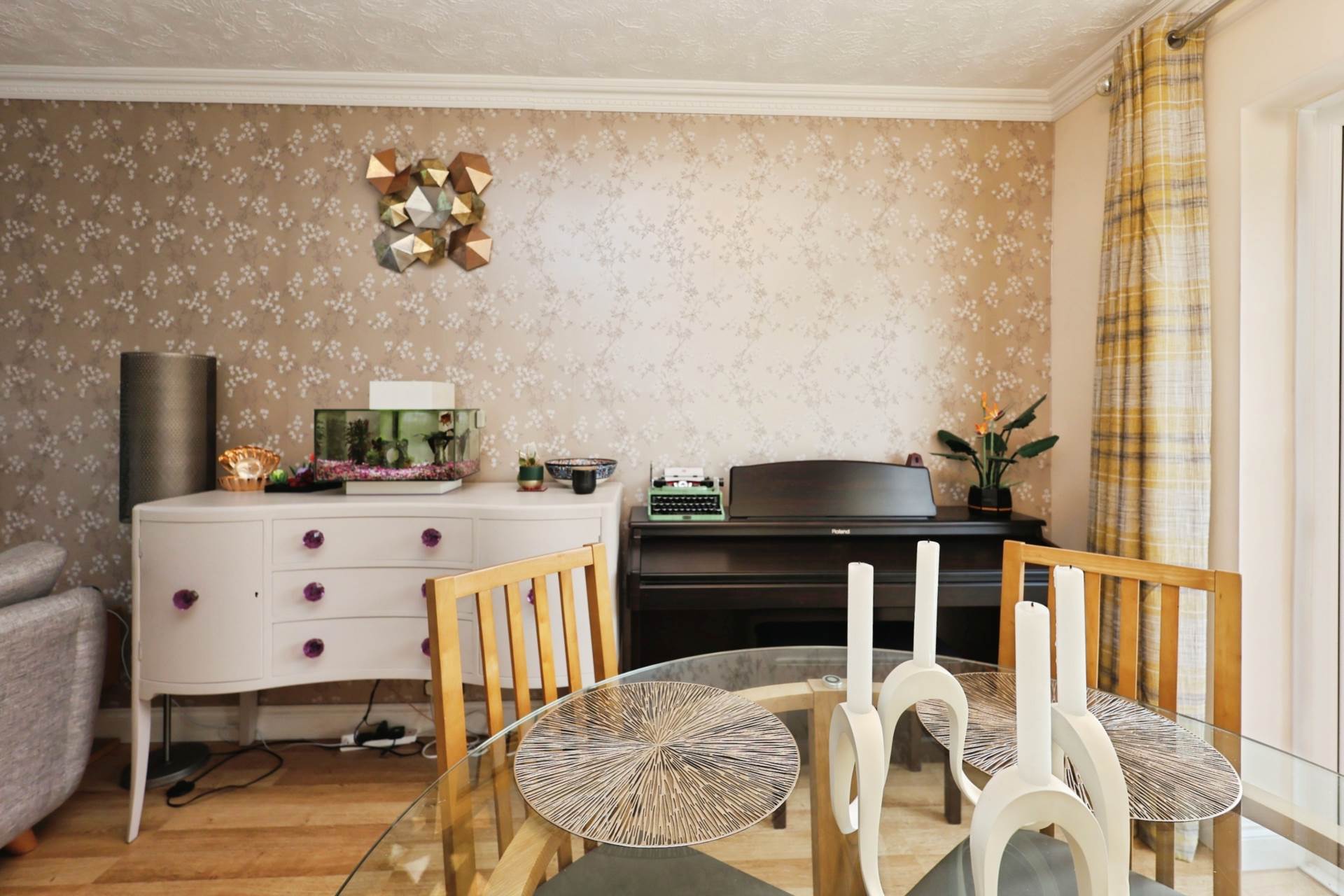 Orston Crescent, Spital, Image 3