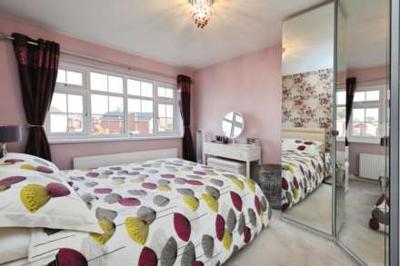 Orston Crescent, Spital, Image 11