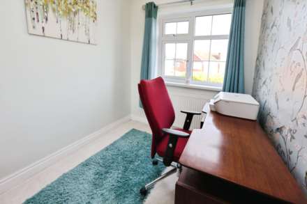 Orston Crescent, Spital, Image 15