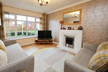 Orston Crescent, Spital, Image 2