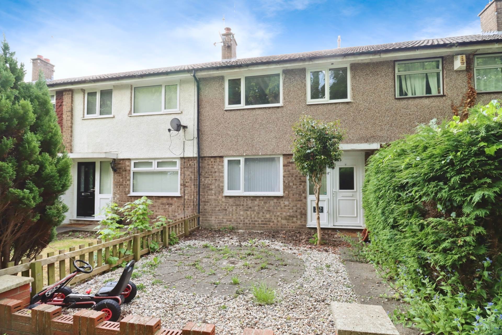 Baildon Green, Little Sutton, Image 1