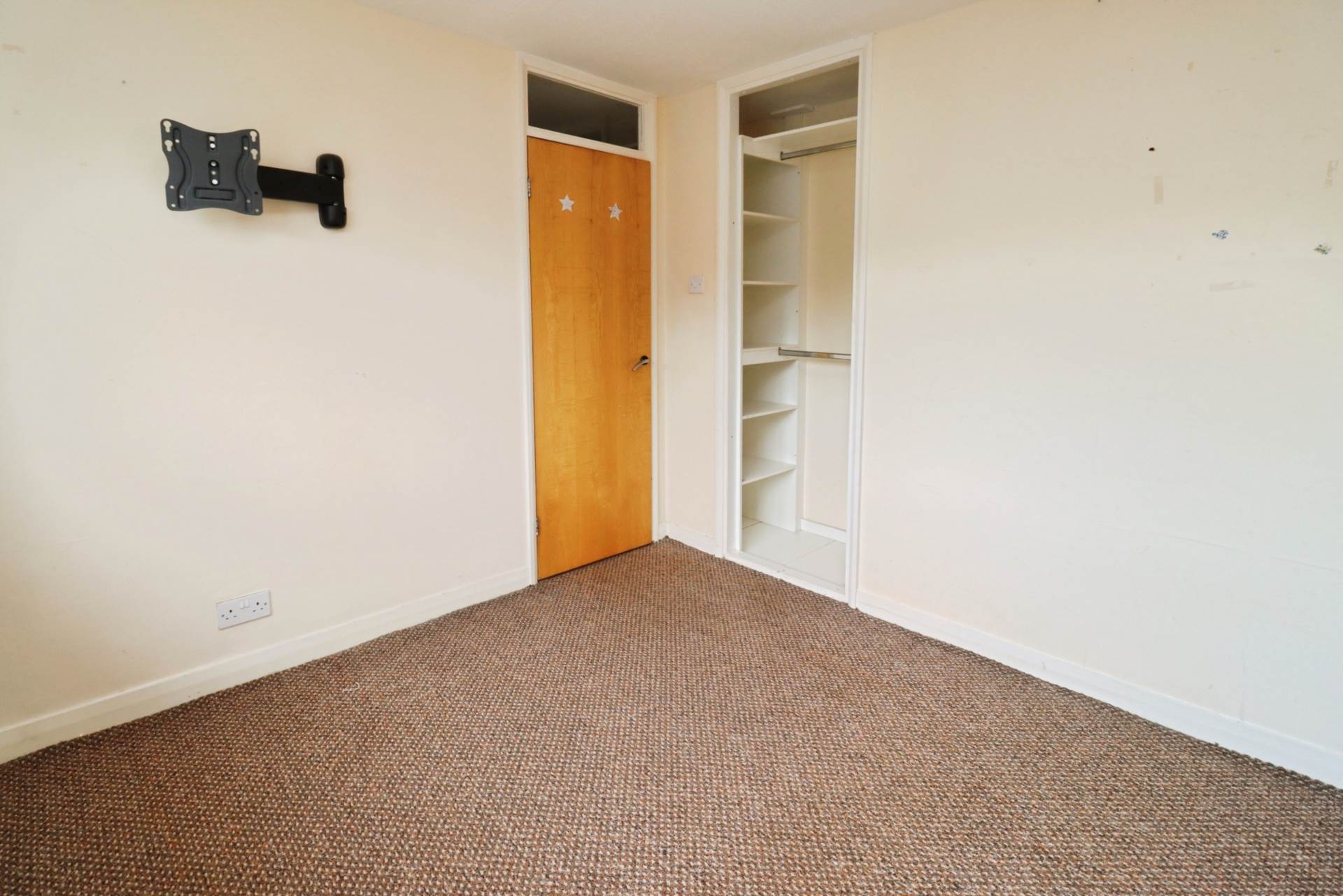 Baildon Green, Little Sutton, Image 11