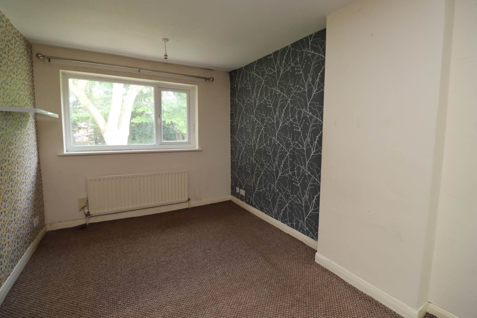 Baildon Green, Little Sutton, Image 19
