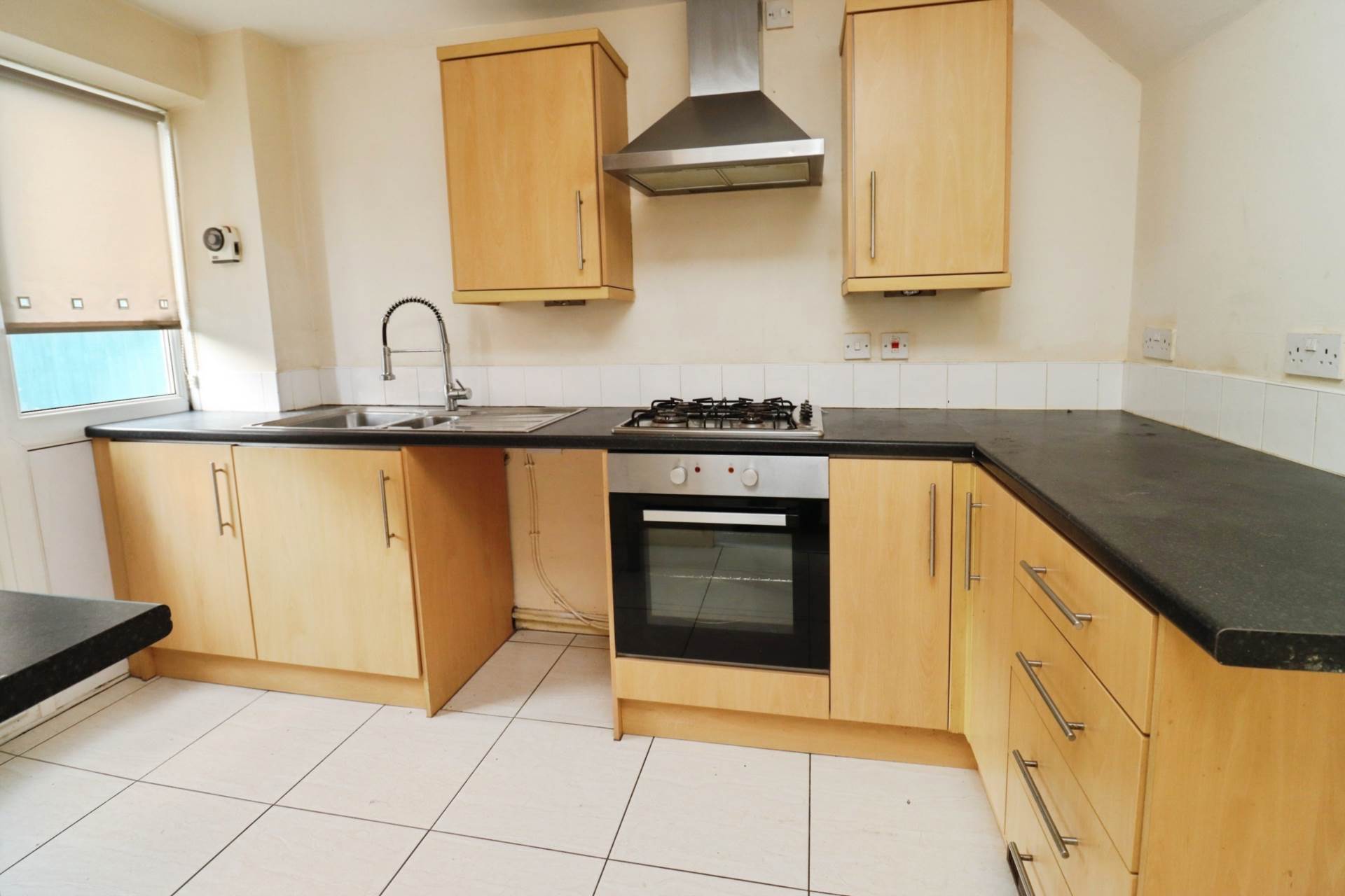 Baildon Green, Little Sutton, Image 6