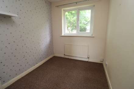 Baildon Green, Little Sutton, Image 12