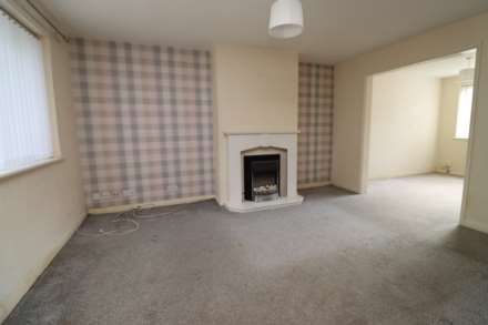 Baildon Green, Little Sutton, Image 4