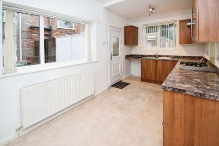 Firs Avenue, Bebington, Image 3