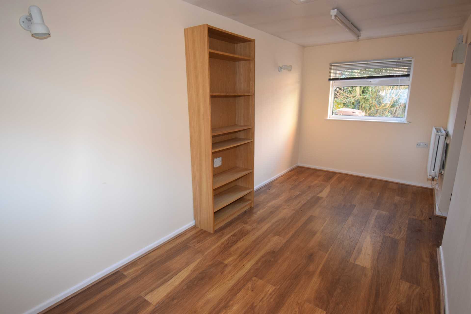 Rolleston Drive, Bebington, Image 16