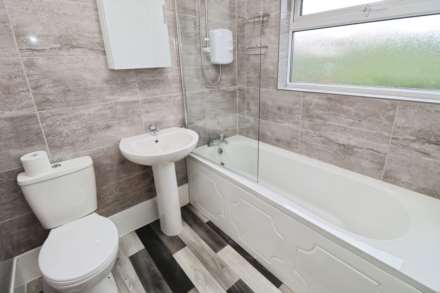 Rolleston Drive, Bebington, Image 14