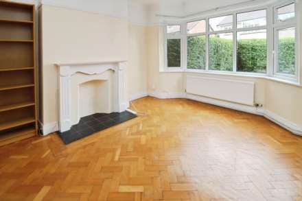 Rolleston Drive, Bebington, Image 2