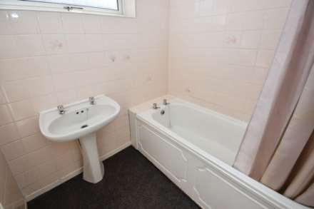 Dibbins Hey, Spital, Image 19