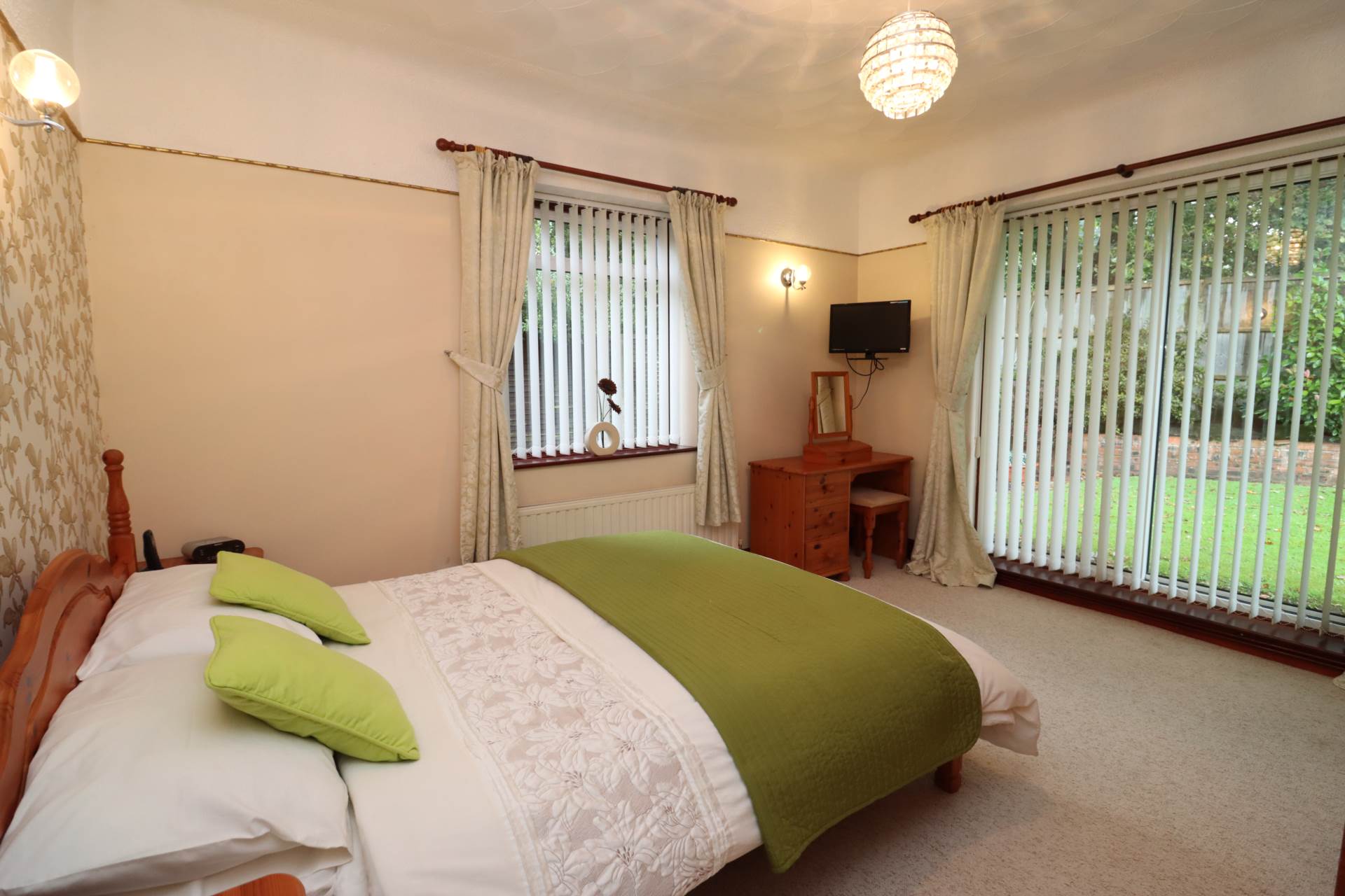 Brancote Gardens, Bromborough, Image 8