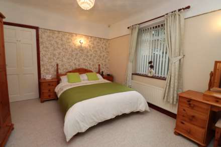 Brancote Gardens, Bromborough, Image 9