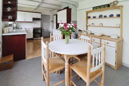 Greenacres Drive, Bromborough, Image 10