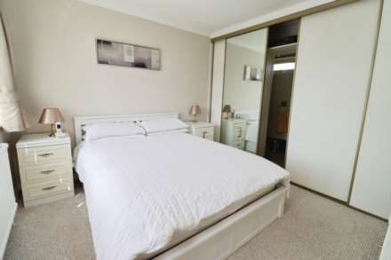 Greenacres Drive, Bromborough, Image 11