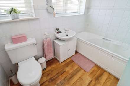 Greenacres Drive, Bromborough, Image 18