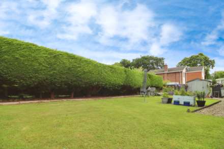Greenacres Drive, Bromborough, Image 20