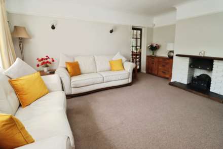 Greenacres Drive, Bromborough, Image 3