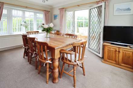 Greenacres Drive, Bromborough, Image 5