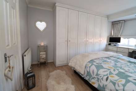 Gorsefield Avenue, Bromborough, Image 11