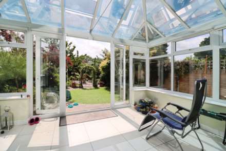 Elgar Avenue, Eastham, Image 10