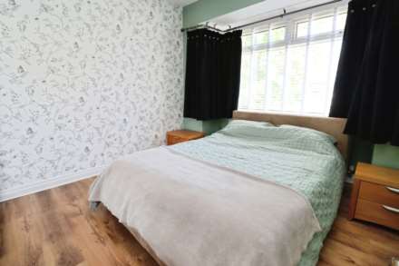 Elgar Avenue, Eastham, Image 13