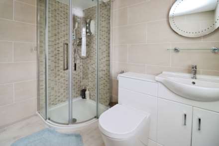 Elgar Avenue, Eastham, Image 16