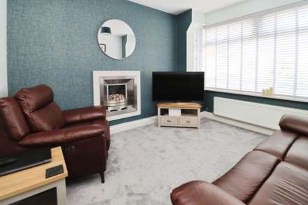 Elgar Avenue, Eastham, Image 5